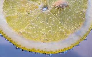 汉口二厂母公司获亿元融资：不好走的“网红路” 难再遇的经典款