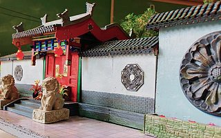 学霸情侣手工复原老北京四合院，房产中介以为是真房！