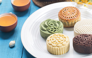 商家卖券、快递爆单，2020中秋送礼套路深