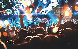 从情怀到生意，音乐节“不装了，摊牌了”