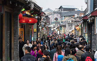 【钛晨报】超级黄金周旅游消费市场全面复苏；嘀嗒出行向港交所递交IPO上市申请；美国诗人Louise Glück获得2020年诺贝尔文学奖