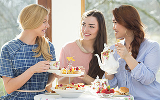 “上海名媛”背后的裝富產(chǎn)業(yè)鏈