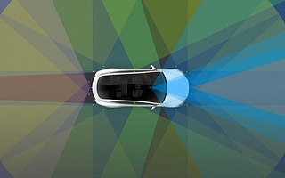 特斯拉自动驾驶不靠谱，发生事故只需1/8秒，且不会留下任何痕迹