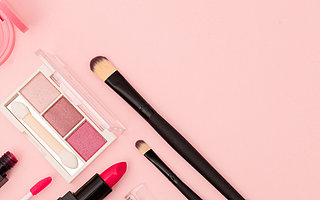 谁把完美日记推上市?