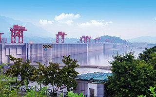 估值狂飙，蚂蚁的科技之锚