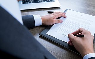 半年营收253亿,一文读懂快手招股书