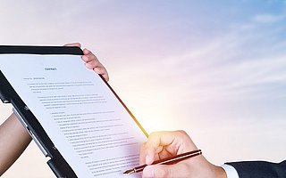 [1110创精选]华为剥离荣耀，互联网平台反垄断指南征求意见