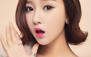 一天拍300多套衣服，我是“亿元俱乐部”里的淘女郎