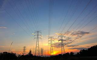 “联姻”罗永浩被问询 尚纬股份拟购罗永浩直播公司40.27%股权