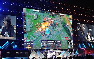 斗鱼Q3营收MAU均创新高，电竞生态布局卓有成效