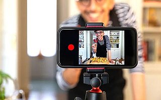 直播太熱,店播太缺!川味品牌如何真正抓住風口?