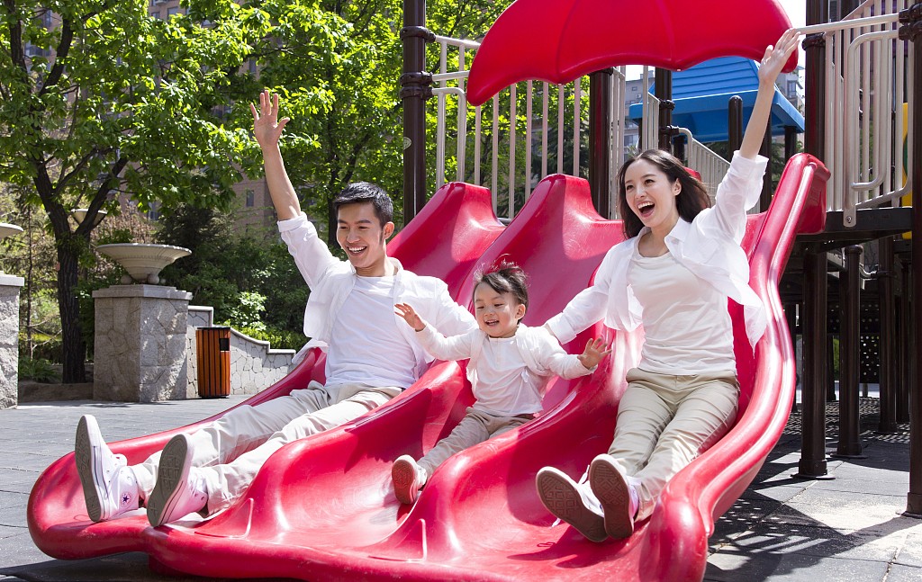 开家亲子互动型儿童乐园怎么样?儿童亲子乐园有前景吗?