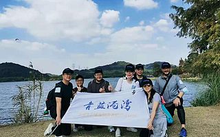 益步迈入廿载 百华湘约未来 | 青蓝港湾队代表贝壳社顺利完成在湘举行的募捐图书角大型公益活动