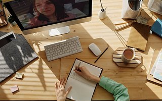 拟IPO的金智教育旗下app“今日校园”因违规遭通报