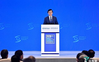 联想杨元庆：人类社会正在推进第四次工业革命，即智能化变革｜钛媒体直击乌镇