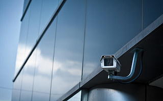 海康威視4500億安防一哥之路,加冠之年生變