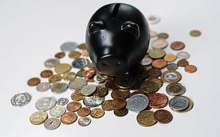 旺銷產(chǎn)品“固收＋”神仙打架，誰會(huì)勝出？