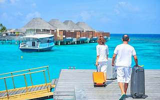 华侨城负债率高踩融资监管红线 频频大甩卖资产“减负”