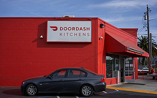 上市首日市值破600亿，Doordash能否复制美团“神话”？