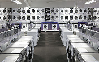 硬贴“科技”标签，折射出家电企业从To C到To B的转型尴尬