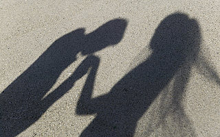 揭秘恋爱“杀猪盘”：聊天2个月，被骗40万