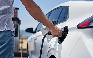 动点汽车：现代 “ 2025 战略” 重建，加快向智能交通解决方案商过渡