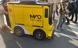 盯上校园无人配送，美团加速驶入