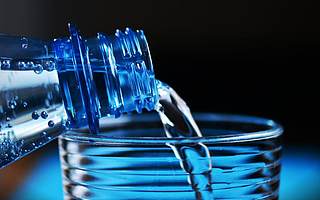 酒鬼酒放言要当“老四”目标百亿元 “酒鬼”花生案败诉