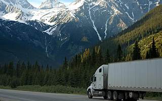 虧損的豐巢開曼再獲4億美元融資 順豐控股放棄優先增資權