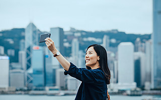 全行业集体上场，旅游直播能走多远？