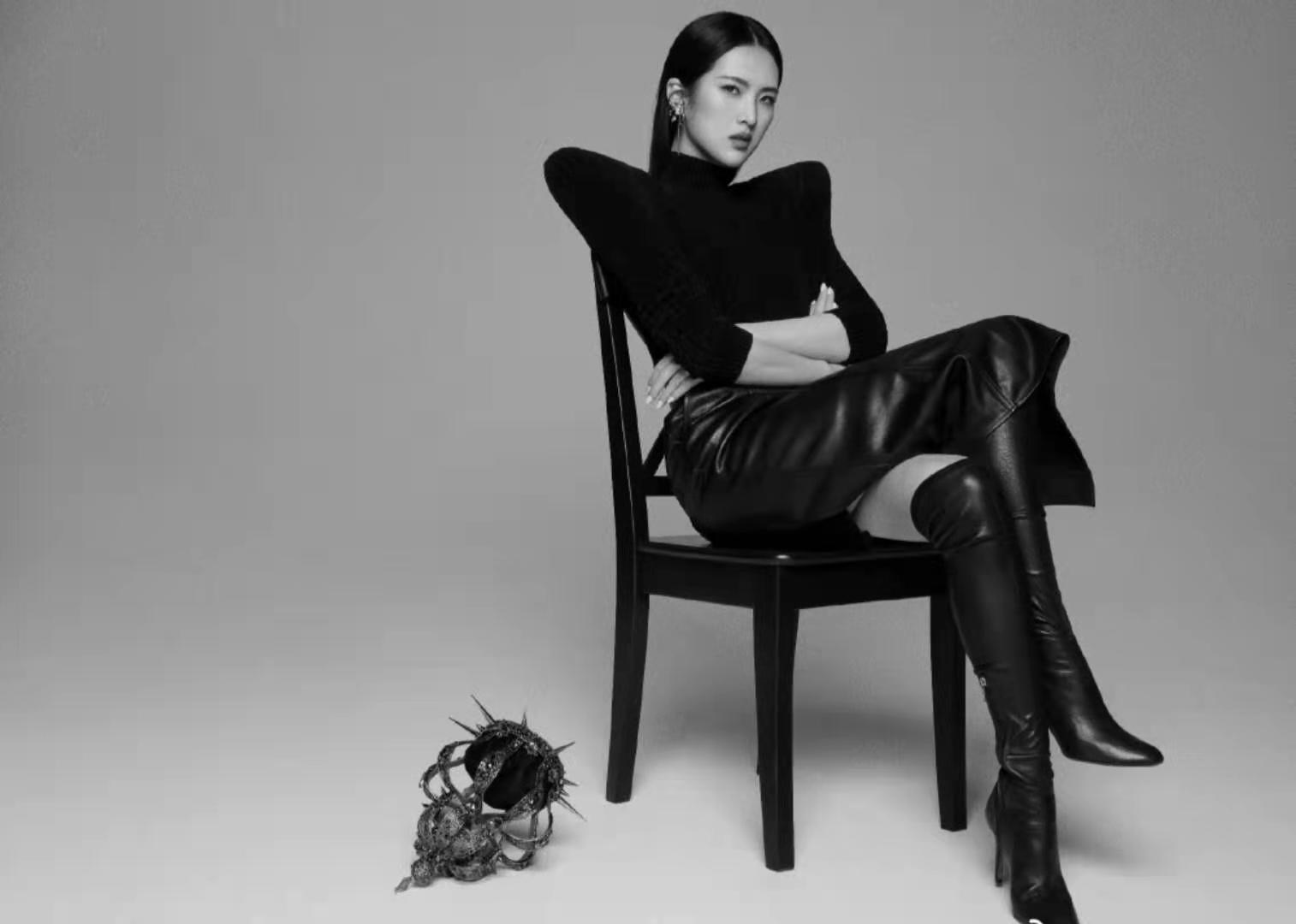 任正非小女儿姚安娜正式出道 : 会将质疑当作前进动力 | 钛快讯