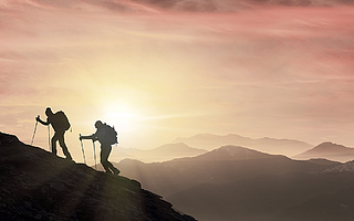 李斌与左晖，两位“教父”的人生十字路