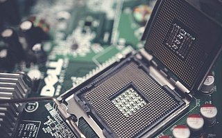 “缺芯”致车企2021年的日子仍不好过，国产芯片的机会来了？