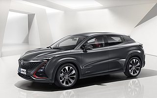 長(zhǎng)安汽車董事長(zhǎng)朱華榮：新能源汽車發(fā)展的3大挑戰(zhàn)和5個(gè)建議