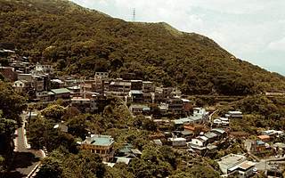 利率高达14.25% 国瑞置业再高息发债“救急”