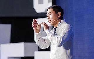 下一个十年，微信拼什么？