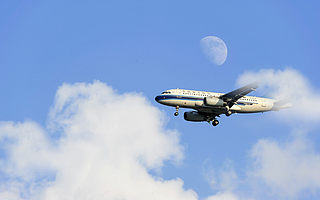 [0203创精选]贝索斯卸任CEO欲上天，头腾大战好戏开场