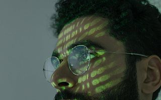 当石头科技市值800亿的时候 即将上市的极米科技估值该是多少？