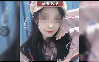 妙齡女生搬家途中跳車身亡 平臺監管缺失或讓貨拉拉步順風車后塵？