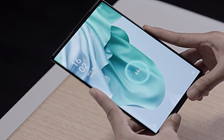 斯普奥汀携手OPPO，亮相MWC的隔空无线充电来自成都造！