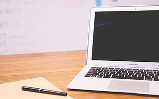 邦讯技术预亏2.34亿元或被ST 现金流紧张实控人曾被立案调查