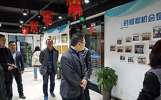 蓮湖區(qū)政府副區(qū)長薛凱一行蒞臨京東云創(chuàng)新空間參觀指導