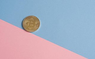 上市公司騷操作：半年凈利2490萬元 卻花4000萬美元買幣