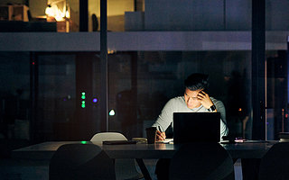 最新研究揭示：昼夜节律紊乱加剧DNA损失，扰乱DNA修复机制