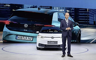 大眾揚言要超越特斯拉，從車型、軟件到電池全面狙擊