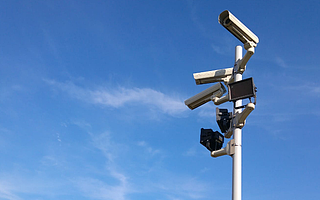 悠络客被曝提供人脸识别摄像头 星巴克等客户急忙排队回应