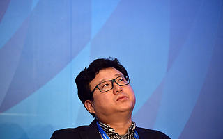 网易丁磊为新游炸服道歉；苹果CEO被列为「堡垒之夜」案件证人 | 游戏产业周报