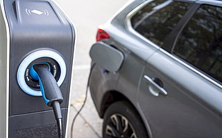 停車(chē)+充電，停車(chē)場(chǎng)場(chǎng)景的價(jià)值進(jìn)擊