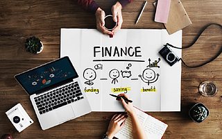 犀牛財(cái)經(jīng)晚報(bào)：中國(guó)人壽凈利下降13.8% 高偉達(dá)凈虧損6.71億