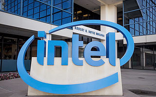 连夜下架杨笠代言的Intel，扯下了科技圈“男孩俱乐部”的遮羞布